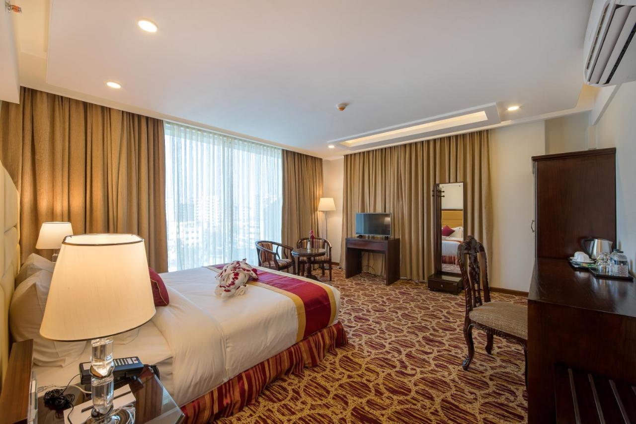Grand Palace Hotel & Resorts Sylhet Esterno foto